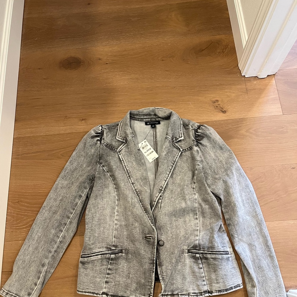 NWT INC International Concepts Gray Denim Jacket